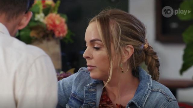 Mezi Ani­ka Ear­rings worn by Angie Kent in The Bachelorette Season 05 Episode 07