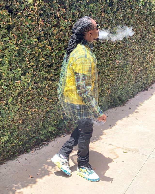 Maison Margiela Fit Sneakers of Wale on the Instagram Oakley Sunglasses of Wale on the Instagram account @wale