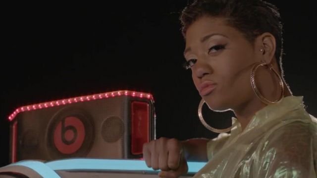 Beats by Dr Dre Beatbox of M. I. A. in the clip M. I. A. - "Bad Girls" (Official Video)
