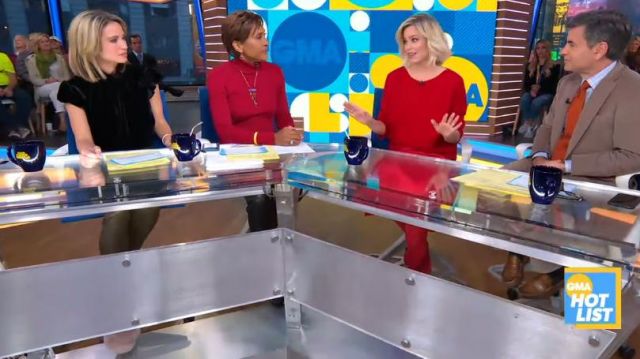 Nakedcashmere Puff Love Slip­per worn by Amy Robach on Good Morning America November 04, 2019