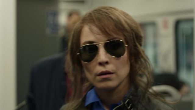 Ray-Ban Aviator lunettes de soleil portées par Harriet Baumann (Noomi Rapace) en la personne de Tom Clancy, Jack Ryan (S02E05)