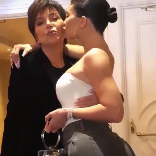 Meshki Yvonne Crop Top porté par Kylie Jenner Instagram Histoires 5 novembre 2019