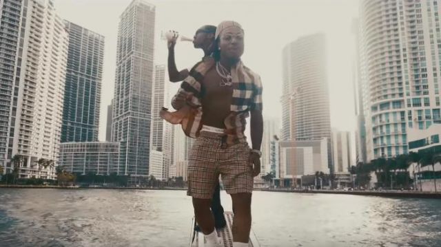Burberry Brown Short-sleeve Check Stretch Cotton Shirt of Jacquees in the music video Jacquees - Live Ya Life ( Official Video )