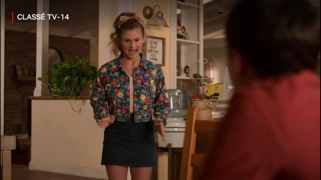 Jupe noir taille haute de Paige (Jenna Boyd) dans Atypical (S03E09)