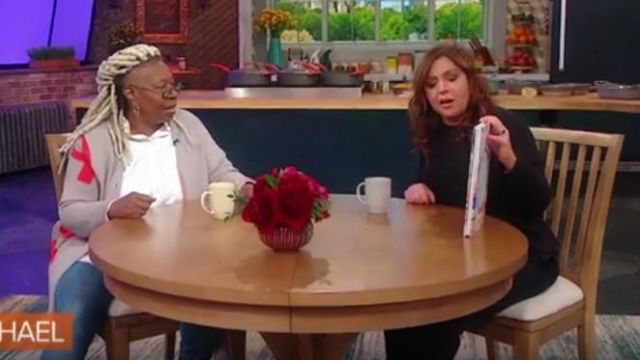 Raquel allegra Ruched Trousers worn by Rachael Ray on Rachael Ray Show November 14, 2019
