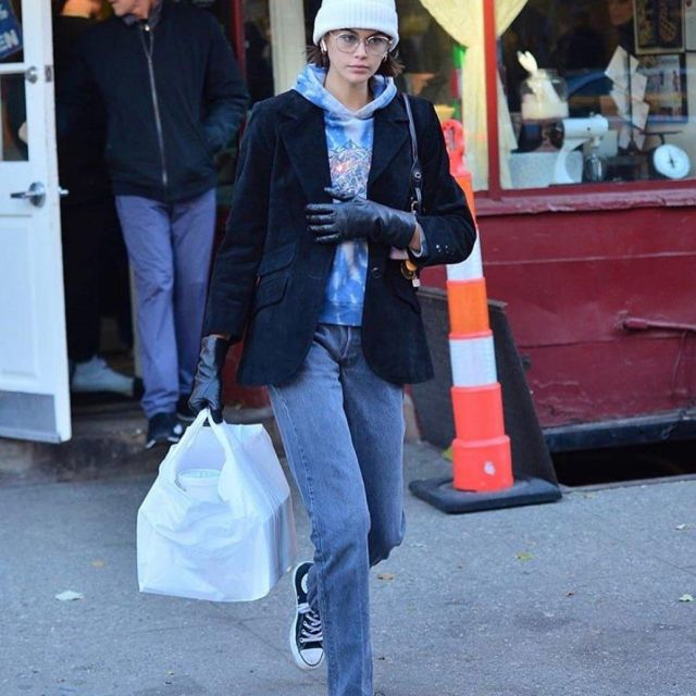 kaia gerber prada bag