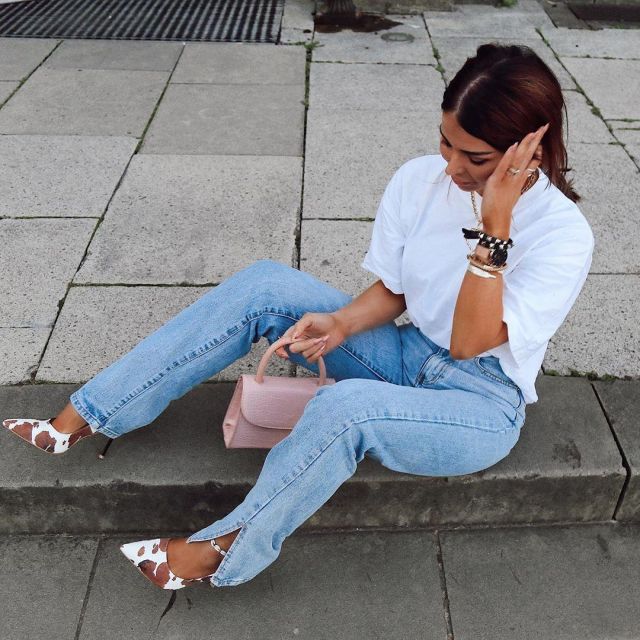 Topshop White Boxy Roll T-Shirt of Beth Bartram on the Instagram account @beth_bartram