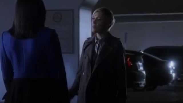 Sandro Grey Long Plaid Coat usado por Bonnie Winterbottom (Liza Weil) en How to Get Away with Murder Temporada 6 Episodio 8