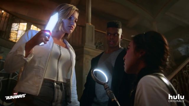 White Knit Jacket worn by Karolina Dean (Virginia Gardner) in Marvel's Runaways (S03)