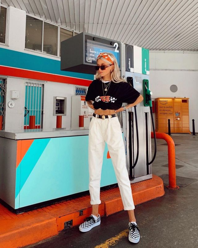 Vans Era Platform of Olivia Frost on the Instagram account @oliviabynature