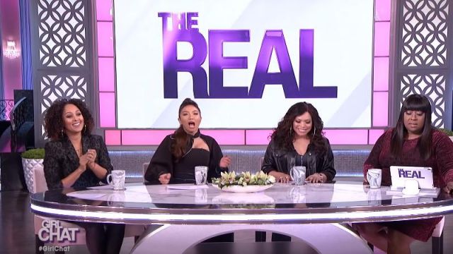 Anine Bing Green Madeleine Emerald Leopard Jacquard Blazer worn by Tamera Mowry on The Real (2013) November 27,2019