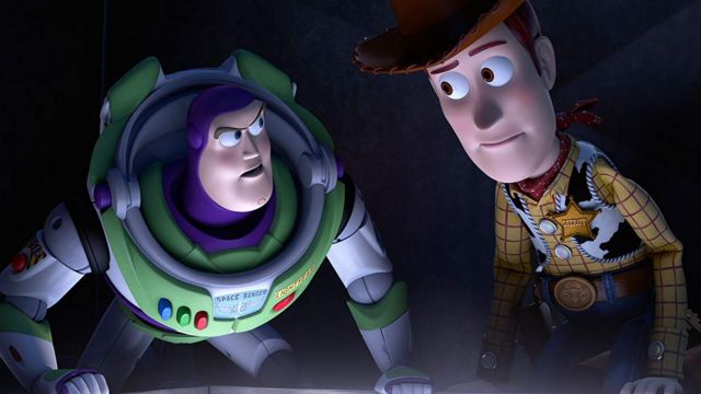 La réplique en jouet de buzz l'éclair dans Toy Story 4