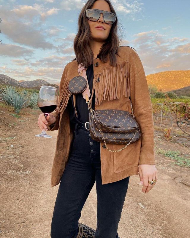 Brown Leather Bag of Paola Alberdi on the Instagram account @paolaalberdi