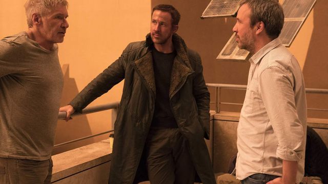 Trench Cotton Coat of 'K' (Ryan Gosling) in Blade Runner 2049