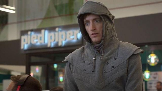 Zboss inc The Of­fi­cial Knight Hood­ie worn by Richard Hendricks (Thomas Middleditch) in Silicon Valley Season 06 Episode 06
