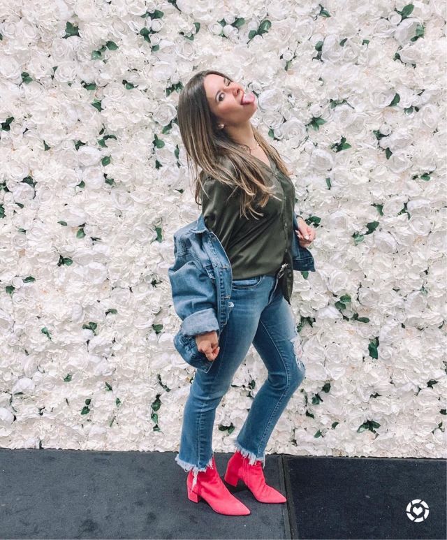 Dis­tressed Cropped Jeans of María Lago on the Instagram account @marialago