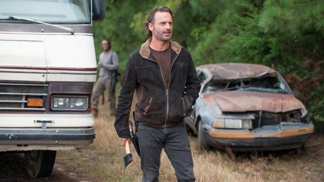 Daim Veste en Cuir portés par Rick Grimes (Andrew Lincoln) dans The Walking Dead (S04E04)