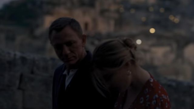 Lightweight blue Connolly Giubbino jacket worn by James Bond (Daniel Craig) in Matera as seen in No Time To Die