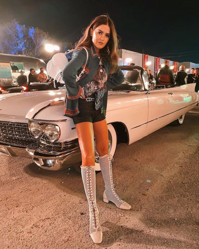 White High Boot of Paola Alberdi on the Instagram account @paolaalberdi