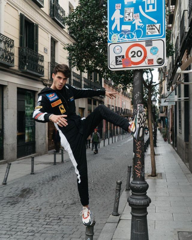 Black Jumpsuit of Alvaro Mel on the Instagram account @meeeeeeeel_