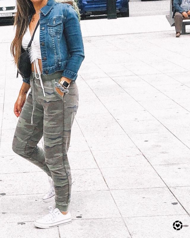 Jogger Pants de María Lago en la cuenta de Instagram @marialago