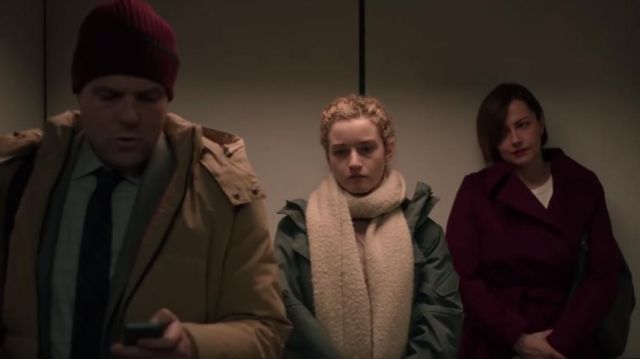 White scarf of Jane (Julia Garner) in The Assistant