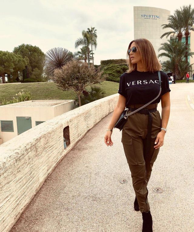 The t-shirt Versace of Vitaa on the account Instagram of @vitaa