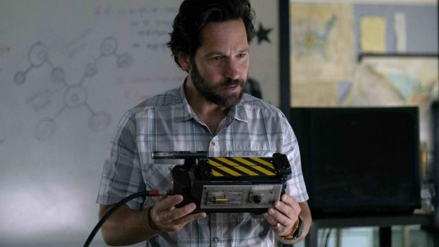 White Grey Plaid Shirt worn by (Paul Rudd) in Ghostbusters: Afterlife