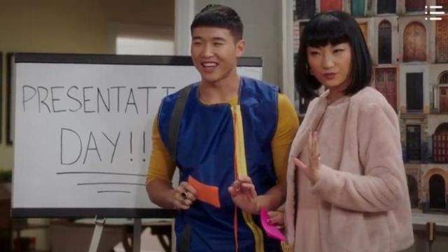 Chloé Pink Ruf­fled Hem Dress worn by Mei Lin (Poppy Liu) in Sunnyside Season01 Episode10