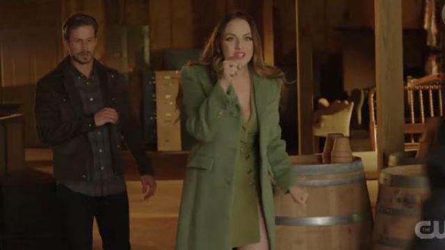 Vert de Mélange de la Laine Manteau porté par Fallon Carrington (Elizabeth Gillies) dans la Dynastie Season03 Episode08