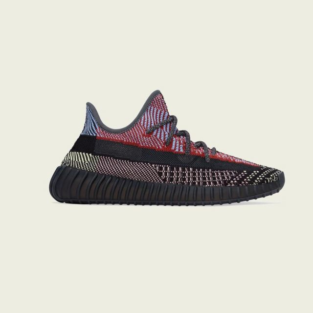 Super Max Perfect Adidas Yeezy Boost 350 V2 Yecheil Real