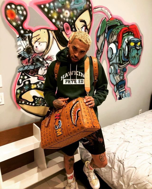 Sac Bape X MCM de Chris Brown sur le compte Instagram de @chrisbrownofficial