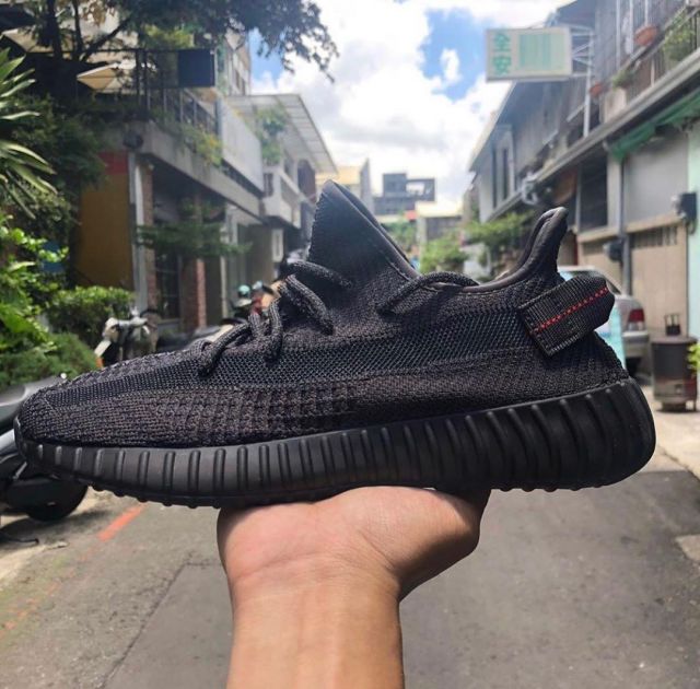 on the account Instagram of @yeezyboosts