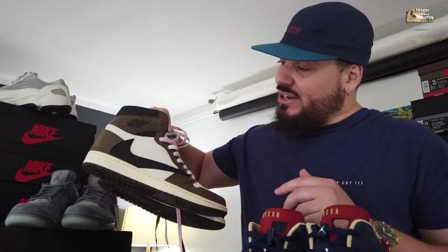 Jordan 1 Retro High Travis Scott de tonton gibs dans J'AI SORTI TOUTE MA COLLECTION DE SNEAKERS ????