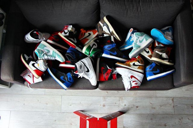 Air jordan 1 turbo green on the account Instagram of @kicksssssss