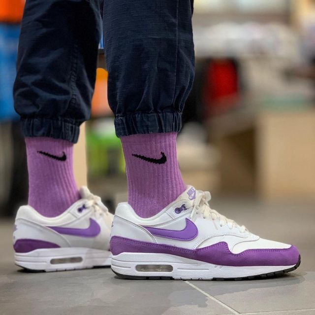 Nike air max 1 porté par beerus  sur le compte Instagram de @b2erus__ 
