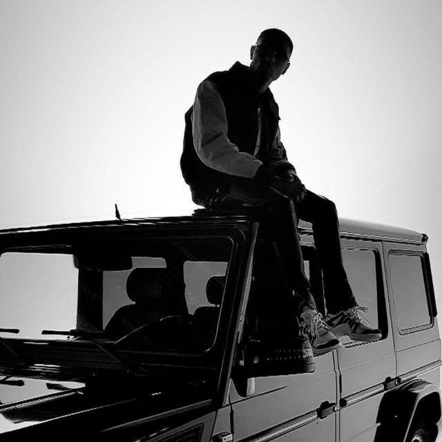 Sneakers to Take A Mic on the account Instagram of @takeamicofficiel