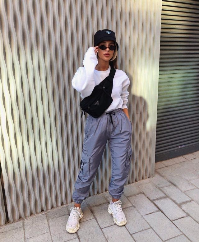 Car­go Trousers of Tia Lineker on the Instagram account @tialineker ...