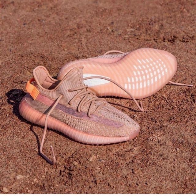 Adidas Yeezy Boost 350 V2 Clay sur le compte Instagram de @quezappas