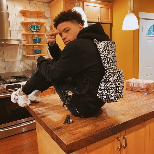 Balenciaga backpack worn by lil mosey on the account Instagram of @lilmosey 