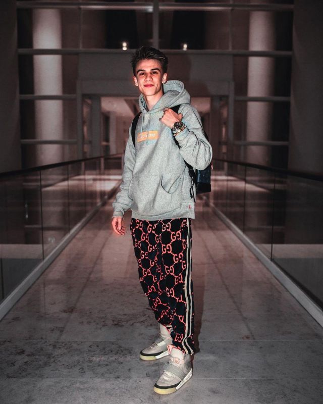 Sneakers Jogging Pants GG Gucci Giancarlo Purch account on the Instagram of @giancarlopurch