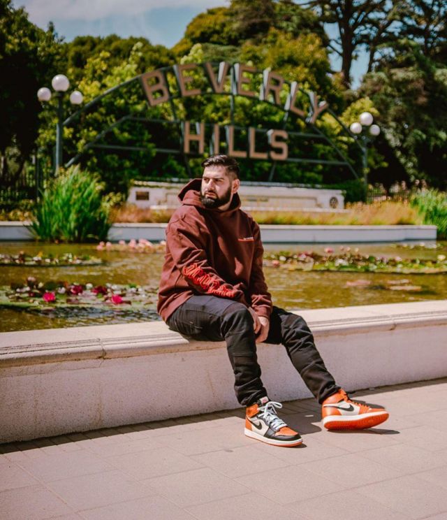 Sneakers Jordan 1 Retro Shattered Backboard of Qias Omar's account on the Instagram of @qiasomar