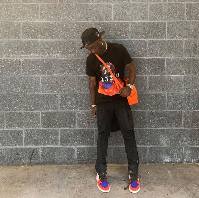 Louis Vuitton Soft Trunk Monogram MCA Orange porté par Lil Uzi Vert sur son post Instagram @liluzivert