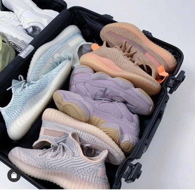 Yeezy 350 v2 Clay porté par @sneaker.tag  sur le compte Instagram de @sneaker.tag 