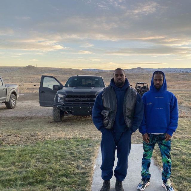 Yeezy Boost 700 Wave Runner Big Sean on the account Instagram of @bigsean