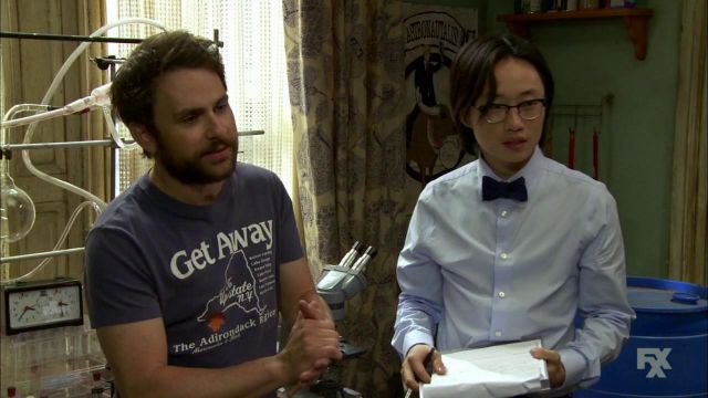 Get Away To Upstate New York T-Shirt worn by Charlie Kelly (Charlie Day) in Philadelphia (S09E08)