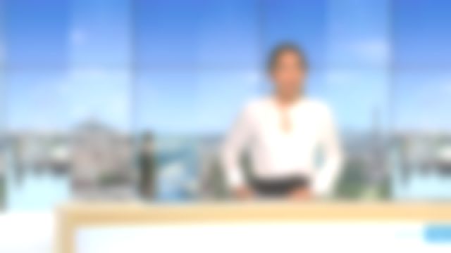 La chemise blanche de Émilie Tran Nguyen dans 12/13 Journal de France 3