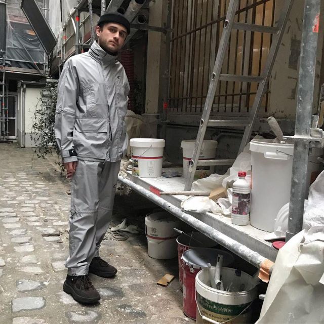AXEL ARIGATO - Atlas Track Pants Grey Polyester sur le compte Instagram de @laroutineyt