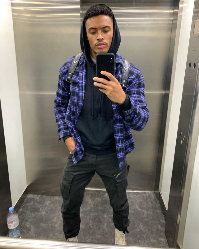 Pentslon cargo trousers porté par tyrone clarke sur le compte Instagram de @asos_ty