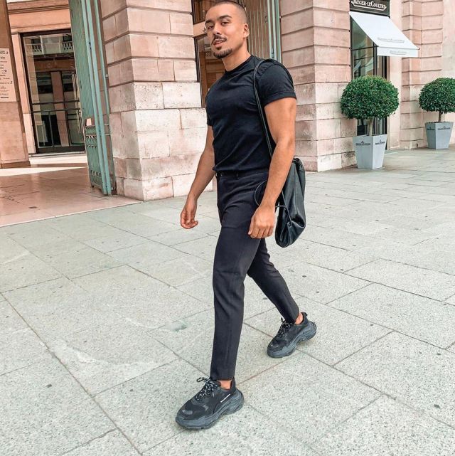 Balenciaga Triple S Black (2019) worn by @johanpapz on the account ...